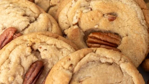 Easy Butter Pecan Cookies Recipe