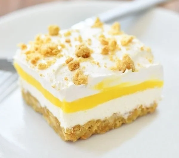 Heavenly Lemon Oreo Dessert