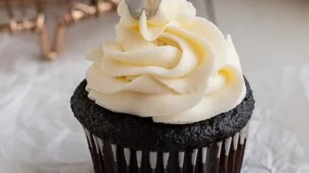 Vanilla American Buttercream Frosting