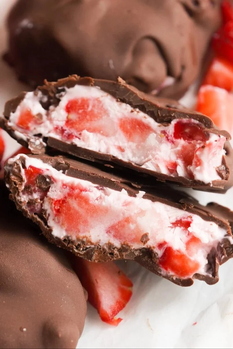 Viral Chocolate Strawberry Yogurt Clusters