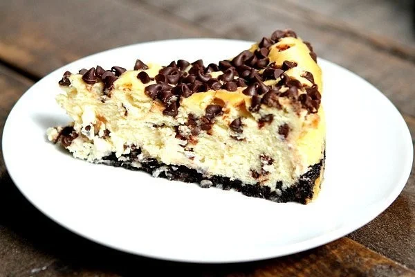 Creamy Chocolate Chip Cheesecake