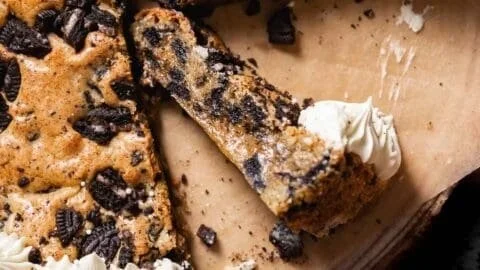 Delicious Oreo Cookie Cake Recipe