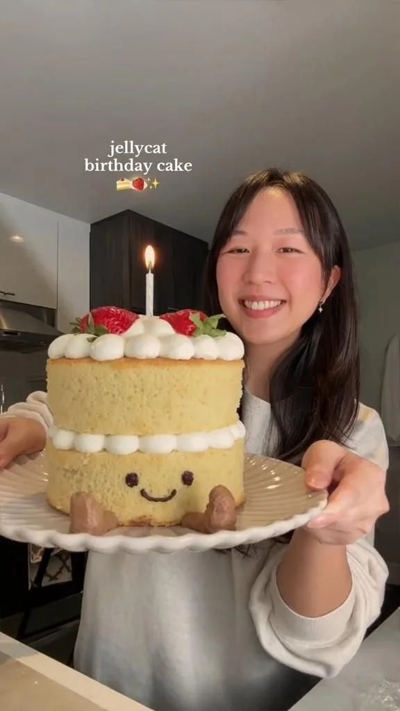Jellycat's Sweet Birthday Cake