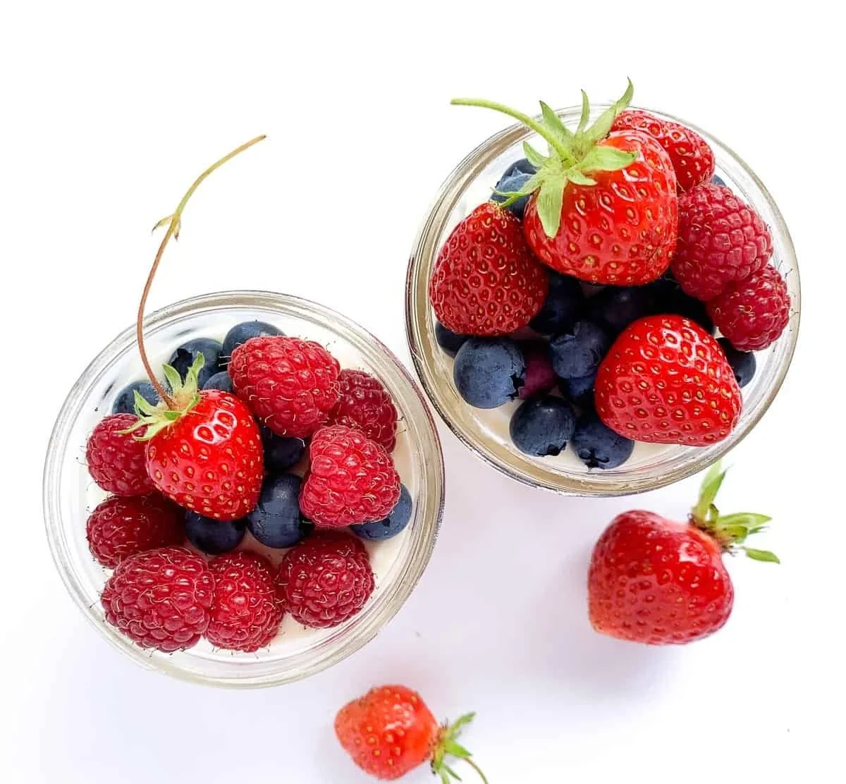 No-Bake Cheesecake in Mason Jars