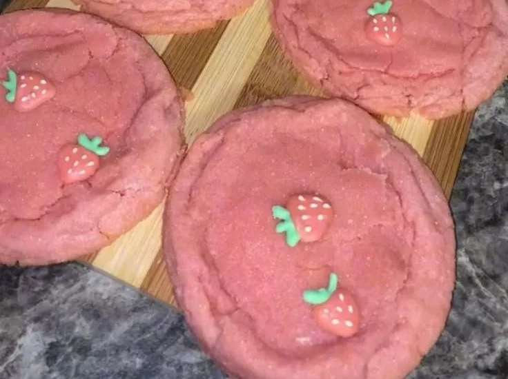 Strawberry Cream Cheese Cookies